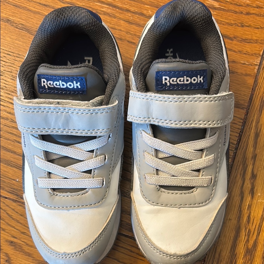 Reebok Gray Classic Sneakers Retro Design